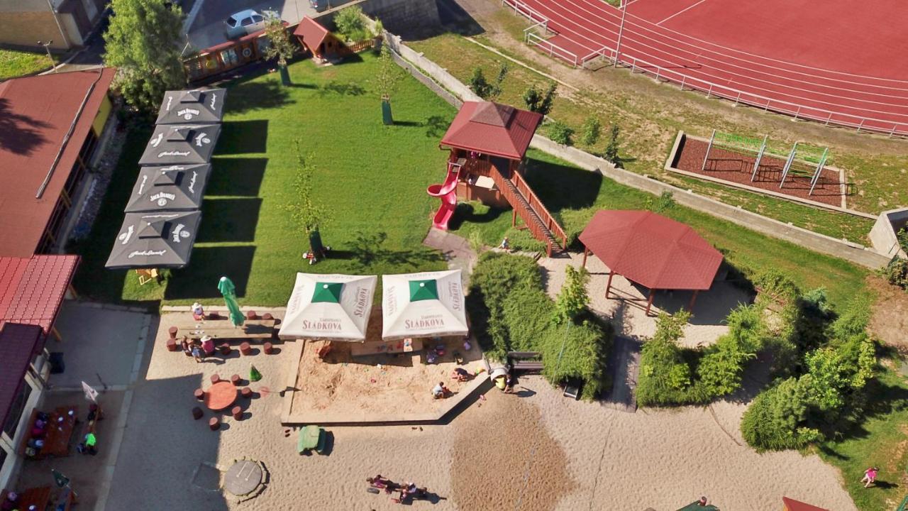 Apartmany Bejby Turnov Zewnętrze zdjęcie